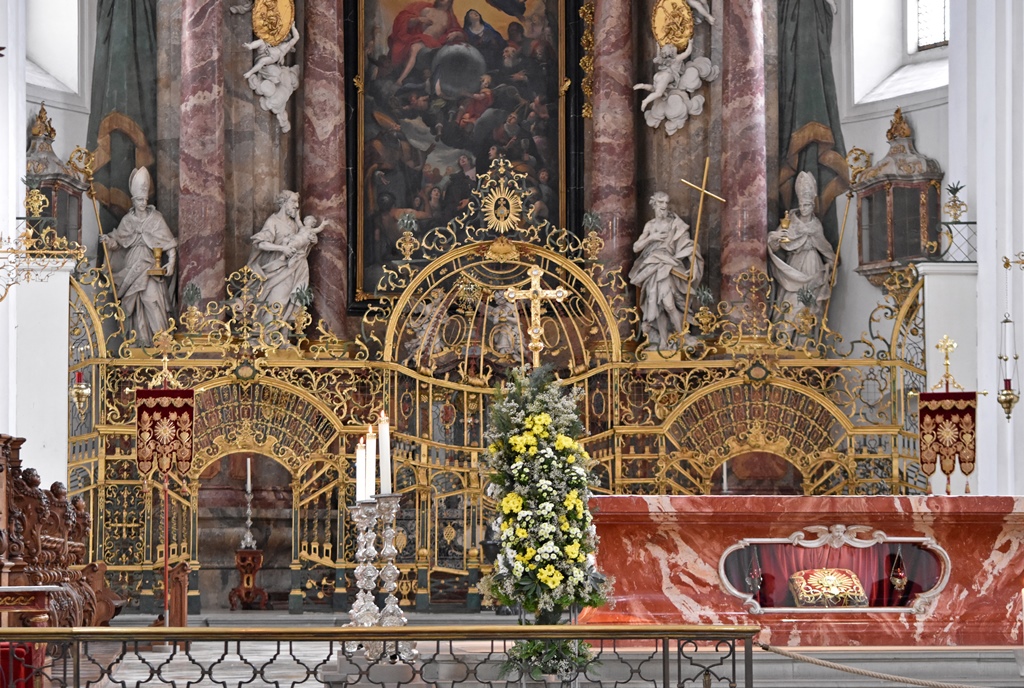 Main Altar with Holy Blood